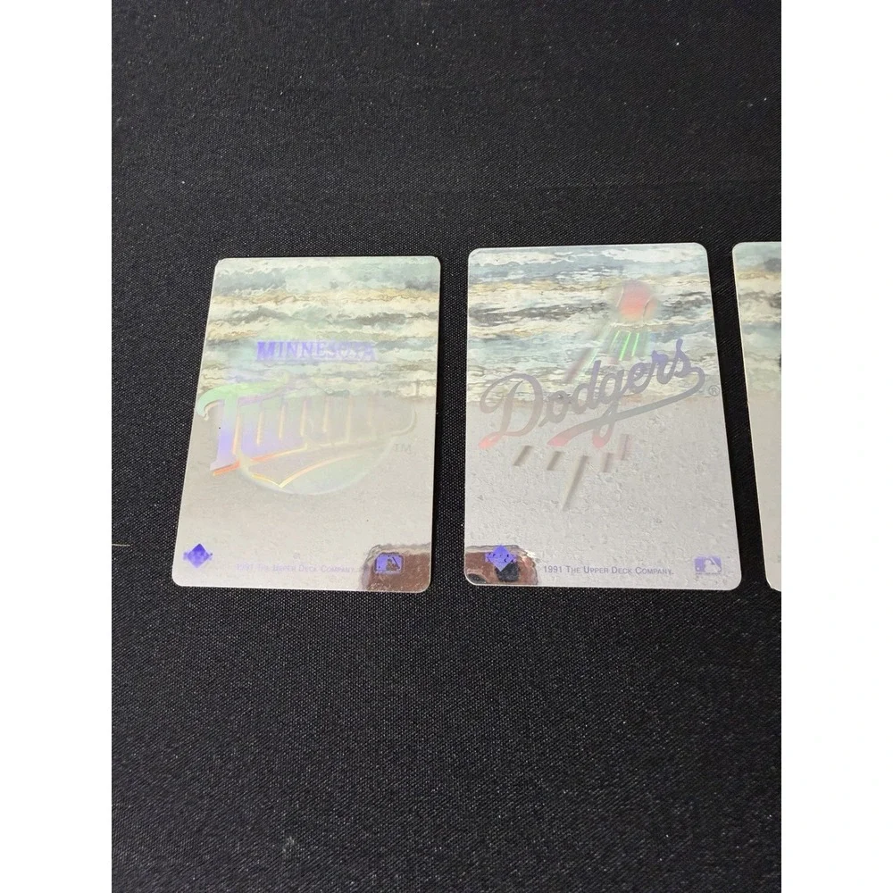 1991 Upper Deck baseball card lot hologram Team Logos 4 MLB trading‎ cards Holo